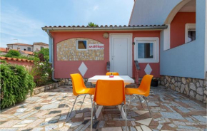 Three-Bedroom Apartment in Vodnjan